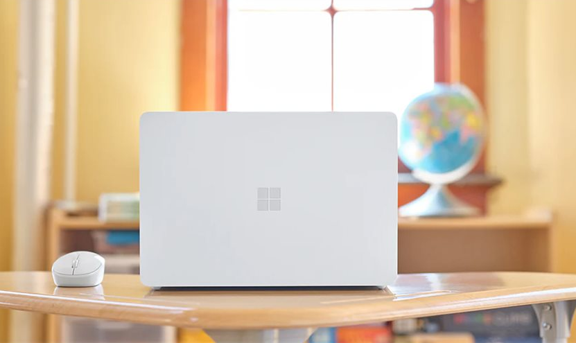 Microsoft Surface Laptop SE